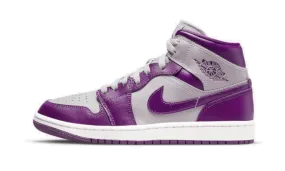 Air Jordan 1 Mid Magenta (2022)