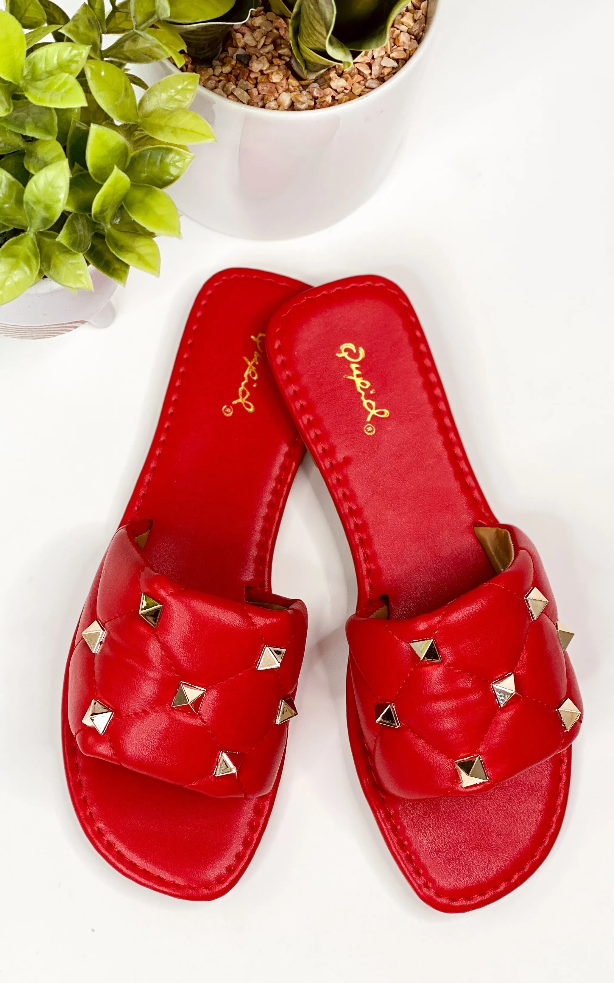 Castel Slide in Red