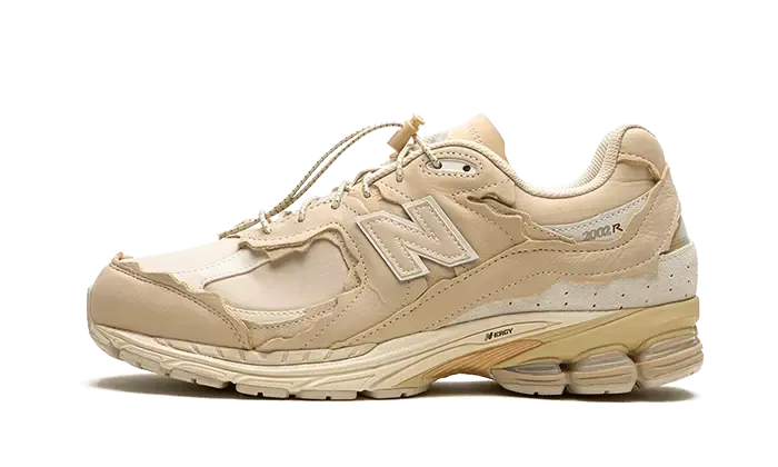 New Balance 2002R Protection Pack Sandstone Turtledove