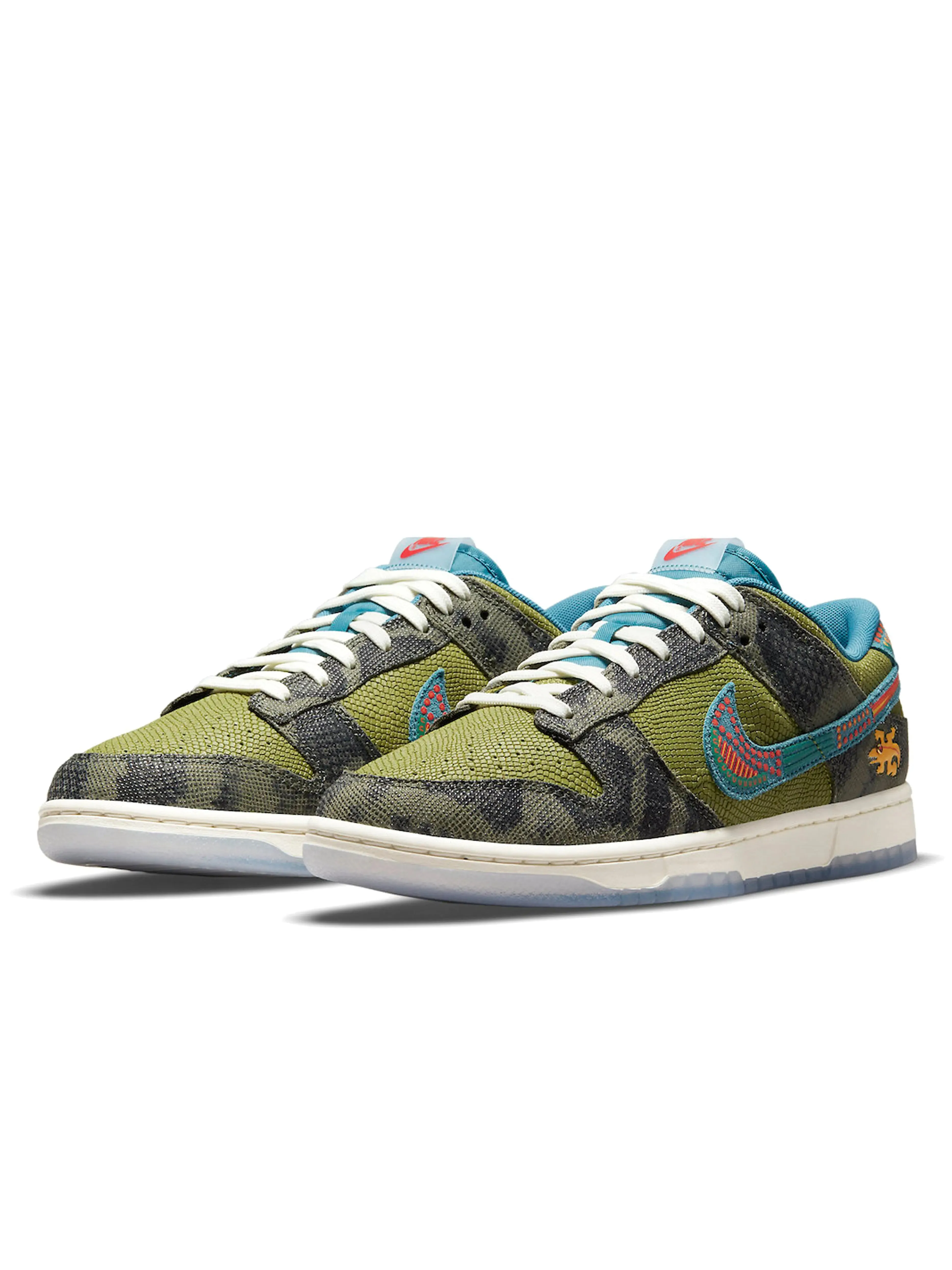 Nike Dunk Low Siempre Familia