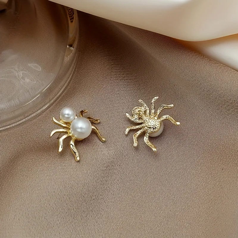 Personality Retro Creative 3D Spider Stud Earrings Inlaid Faux Pearl Ear Jewelry LJH17